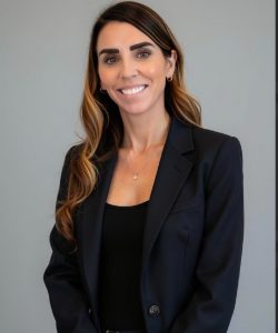 Amber Dollarhite: Mount Pleasant’s Luxury Real Estate Expert From Deep Water Estates to Resort Style Backyards